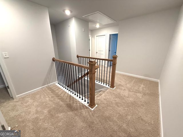 401 Lanier Circle, Woodstock, GA 30189