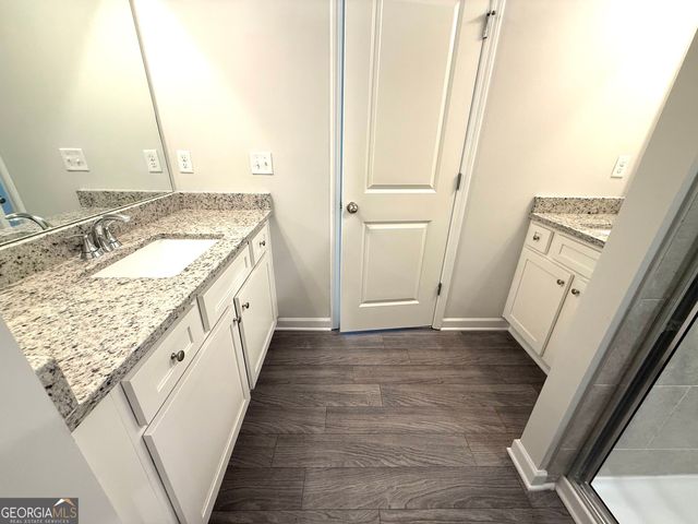 401 Lanier Circle, Woodstock, GA 30189