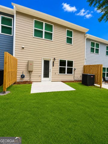 401 Lanier Circle, Woodstock, GA 30189