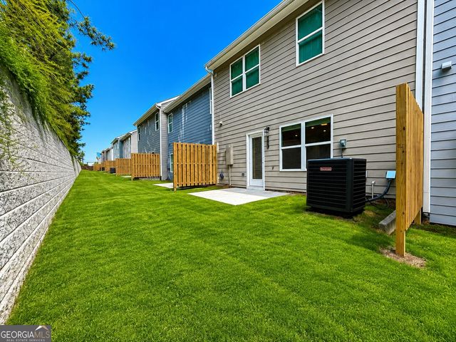 401 Lanier Circle, Woodstock, GA 30189