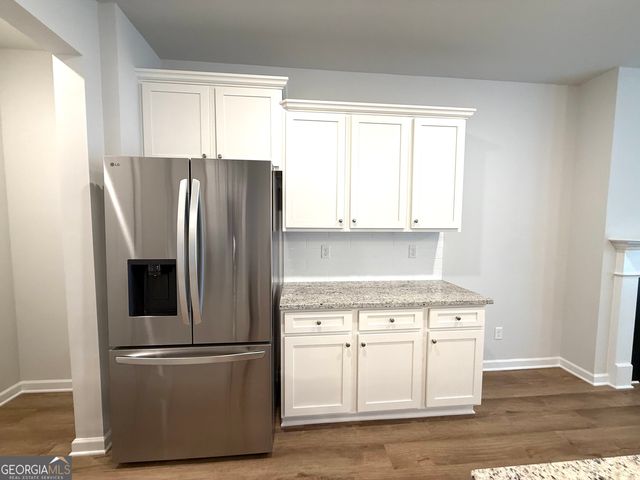 401 Lanier Circle, Woodstock, GA 30189