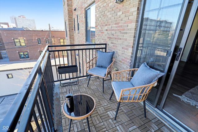 825 N Delaware Street 3B, Indianapolis, IN 46204