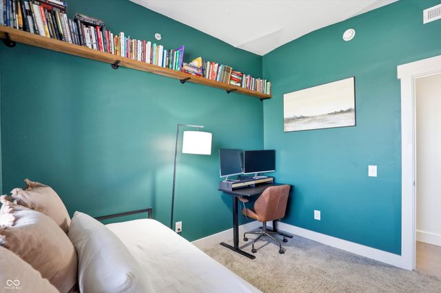 825 N Delaware Street 3B, Indianapolis, IN 46204