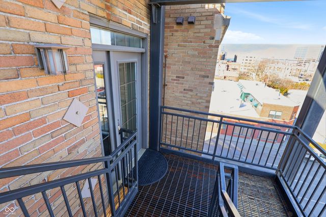825 N Delaware Street 3B, Indianapolis, IN 46204