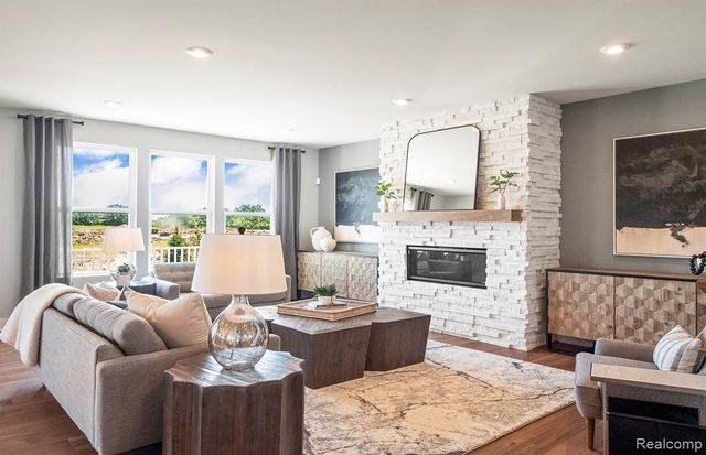 59623 Schuss Gully Drive, New Hudson, MI 48165