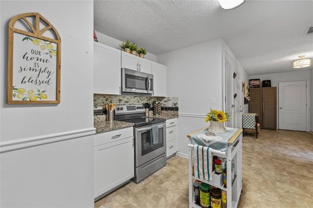 1003 Ola Dale Drive, Mcdonough, GA 30252