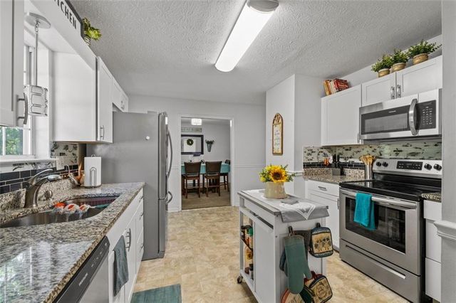 1003 Ola Dale Drive, Mcdonough, GA 30252