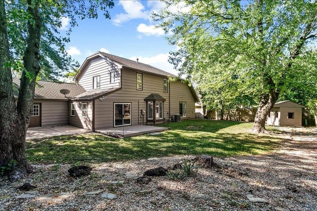 1672 N Lawrence Ct, Wichita, KS 67206