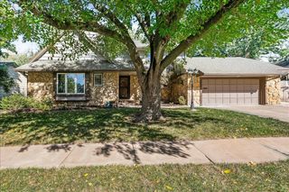 1672 N Lawrence Ct, Wichita, KS 67206