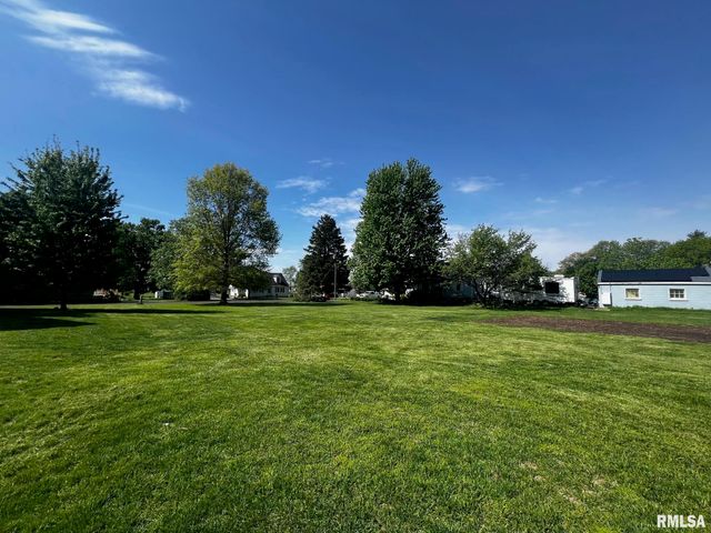 10105 W KNOX Street, Edwards, IL 61528