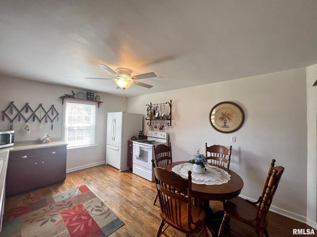 10105 W KNOX Street, Edwards, IL 61528
