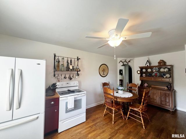 10105 W KNOX Street, Edwards, IL 61528