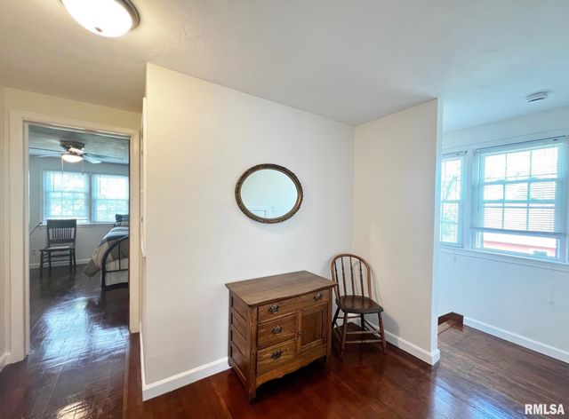 10105 W KNOX Street, Edwards, IL 61528