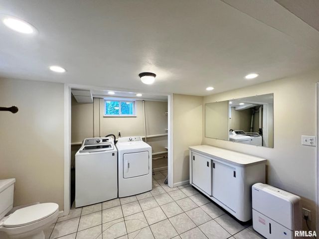 10105 W KNOX Street, Edwards, IL 61528