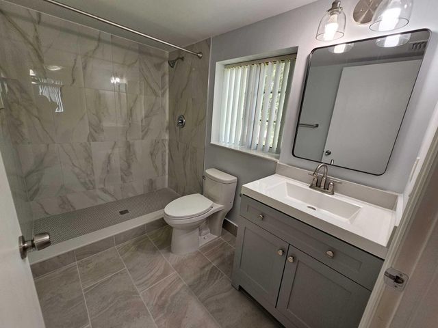 1100 S Crestwood Court S 1116, Royal Palm Beach, FL 33411