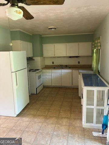 123 Colony Farm Road, Milledgeville, GA 31061
