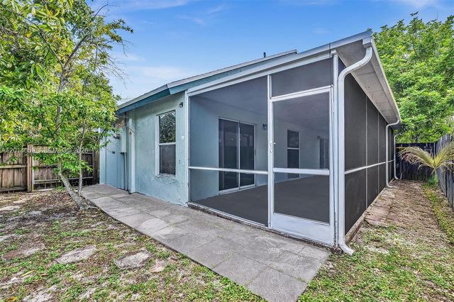 1308 E Glen Oak Rd 1308, North Lauderdale, FL 33068