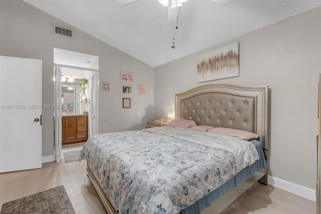 1308 E Glen Oak Rd 1308, North Lauderdale, FL 33068