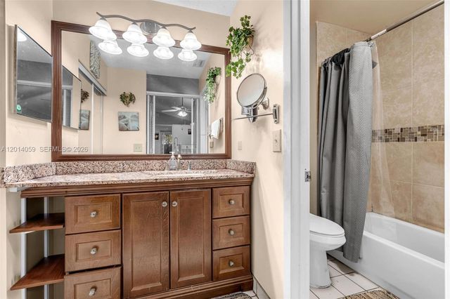 1308 E Glen Oak Rd 1308, North Lauderdale, FL 33068