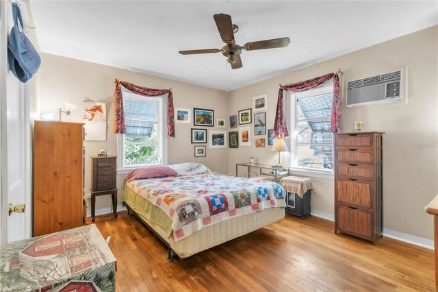 1425 34TH AVENUE N, St Petersburg, FL 33704