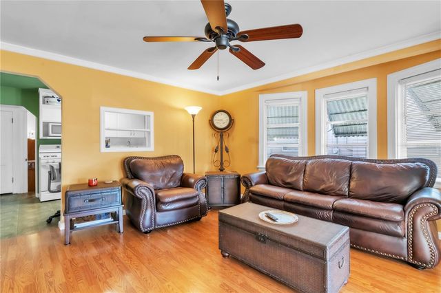 1425 34TH AVENUE N, St Petersburg, FL 33704