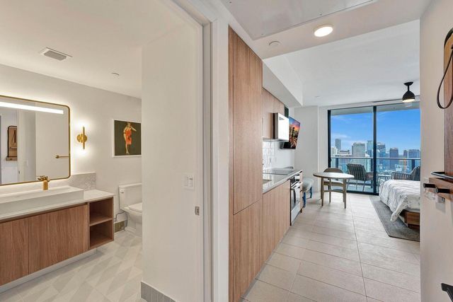 601 NE 1st Avenue 4712, Miami, FL 33132