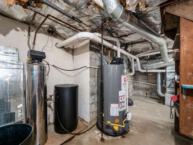 6700 Helm Lane, Reynoldsburg, OH 43068