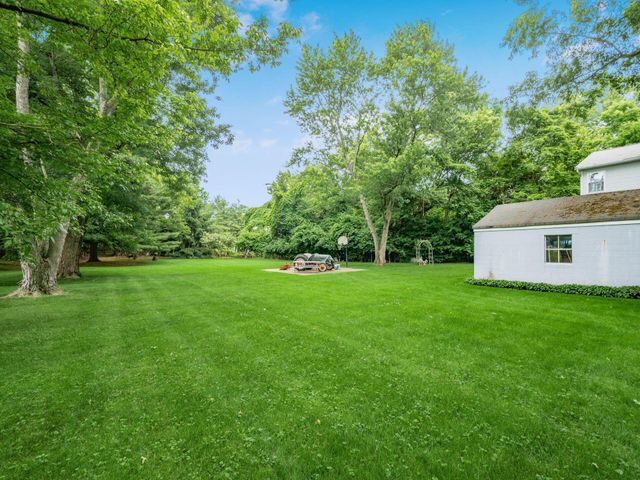 6700 Helm Lane, Reynoldsburg, OH 43068