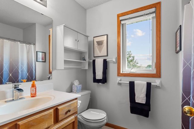 17042 Eventide Way, Farmington, MN 55024