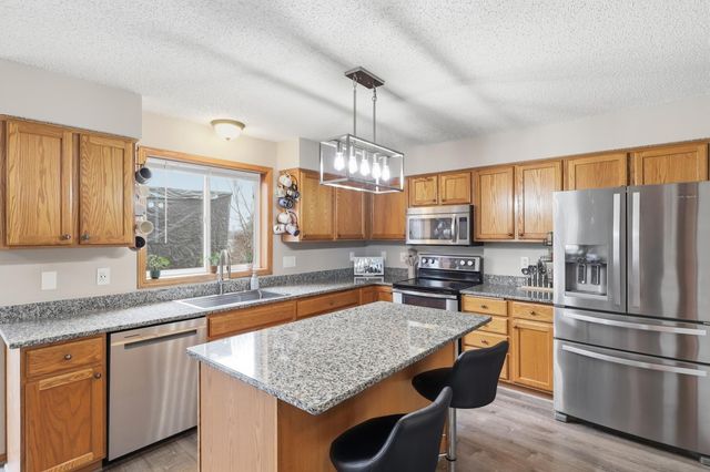 17042 Eventide Way, Farmington, MN 55024