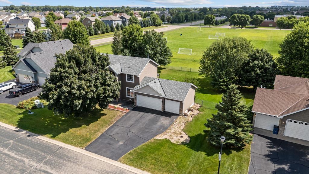 17042 Eventide Way, Farmington, MN 55024