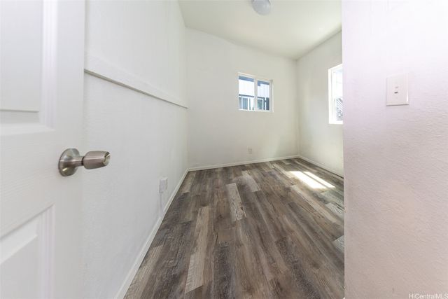 815 Lopez Lane, Honolulu, HI 96817