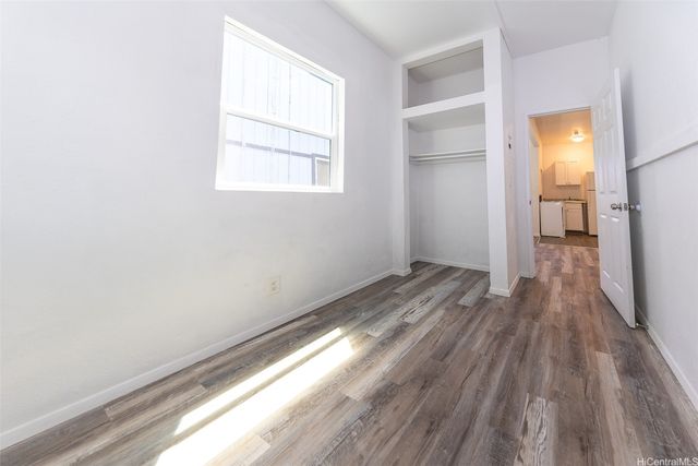 815 Lopez Lane, Honolulu, HI 96817