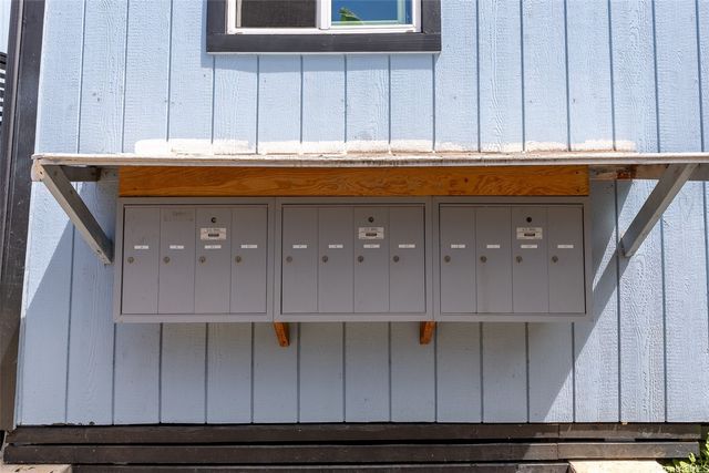 815 Lopez Lane, Honolulu, HI 96817