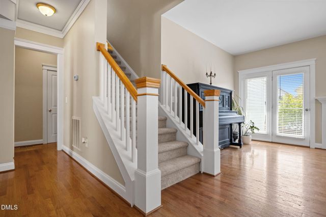 110 Bridgegate Drive, Cary, NC 27519