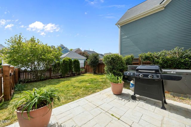 110 Bridgegate Drive, Cary, NC 27519