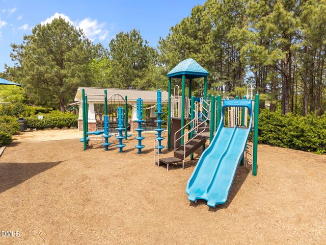 110 Bridgegate Drive, Cary, NC 27519