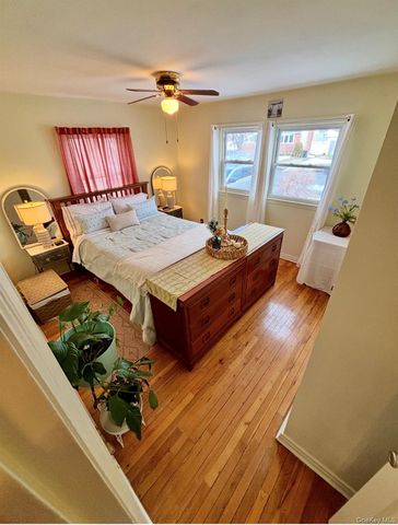 20 Iris Avenue, North Merrick, NY 11566