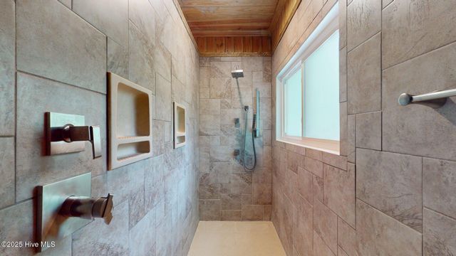 552 Loblolly Drive, Vass, NC 28394