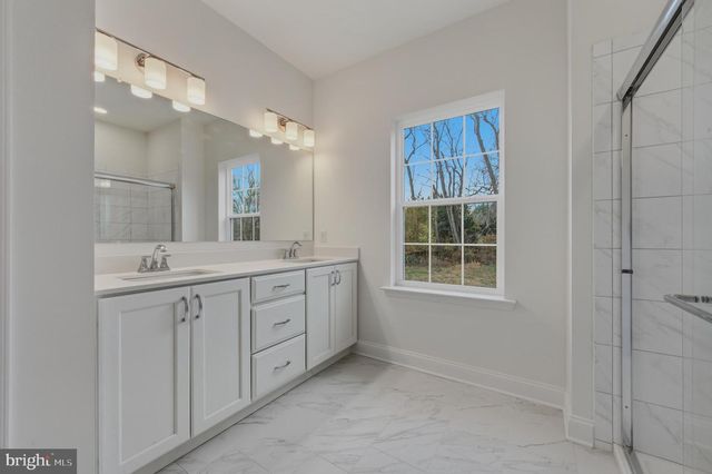 255 GROVE VIEW DR, Hockessin, DE 19707