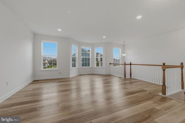 255 GROVE VIEW DR, Hockessin, DE 19707