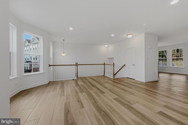 255 GROVE VIEW DR, Hockessin, DE 19707