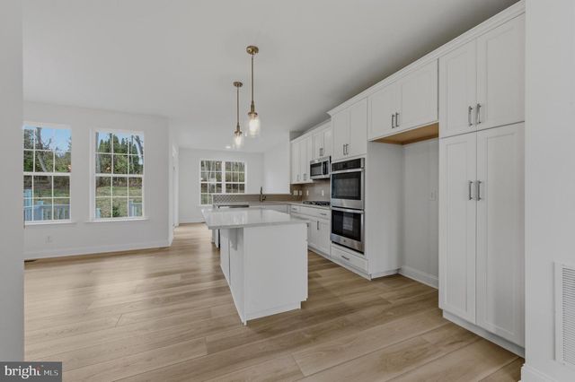 255 GROVE VIEW DR, Hockessin, DE 19707