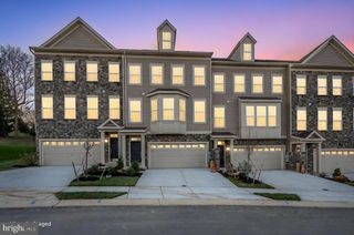 255 GROVE VIEW DR, Hockessin, DE 19707