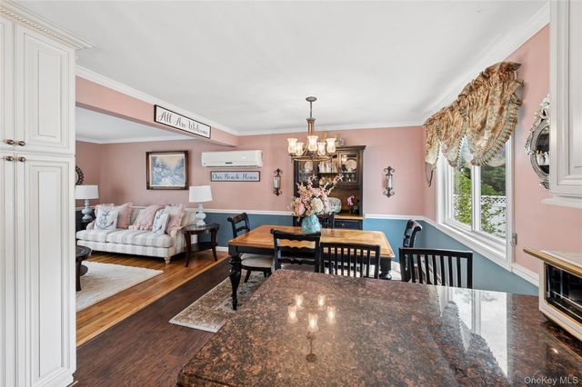 50 Plane Tree Lane, Saint James, NY 11780