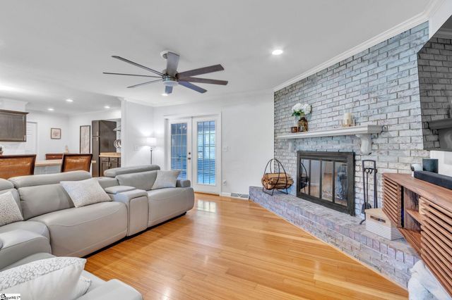 209 Richfield Terrace, Greer, SC 29650