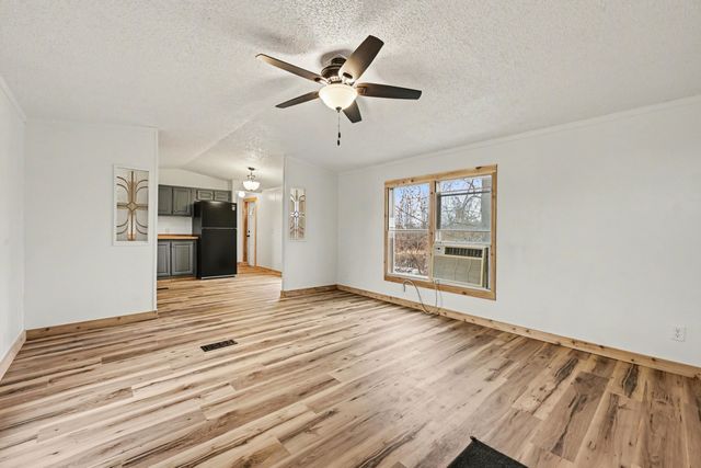 68544 County Road 372, Hartford, MI 49057