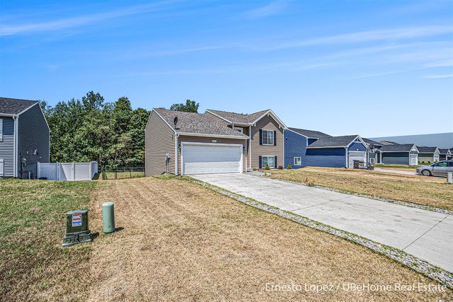 4061 Tributary Drive, Holland, MI 49424