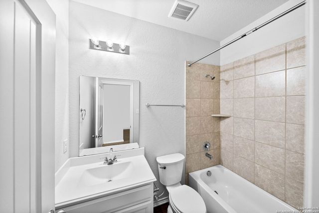 6723 Shiraz Way, Converse, TX 78109