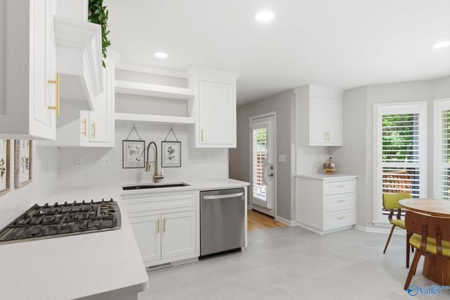 102 Medicine Bend Court, Madison, AL 35758